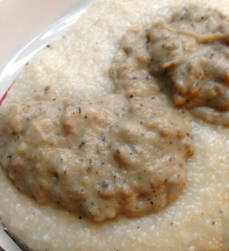 vegan cheese grits and gravy