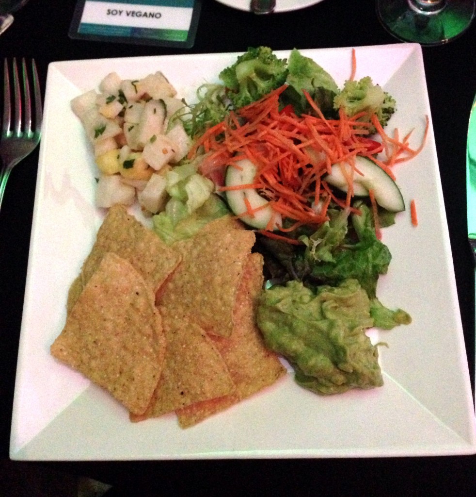 vegan salad, jicama, guacamole