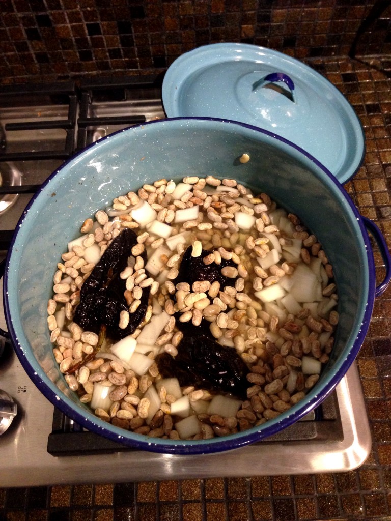pot of vegan pinto beans